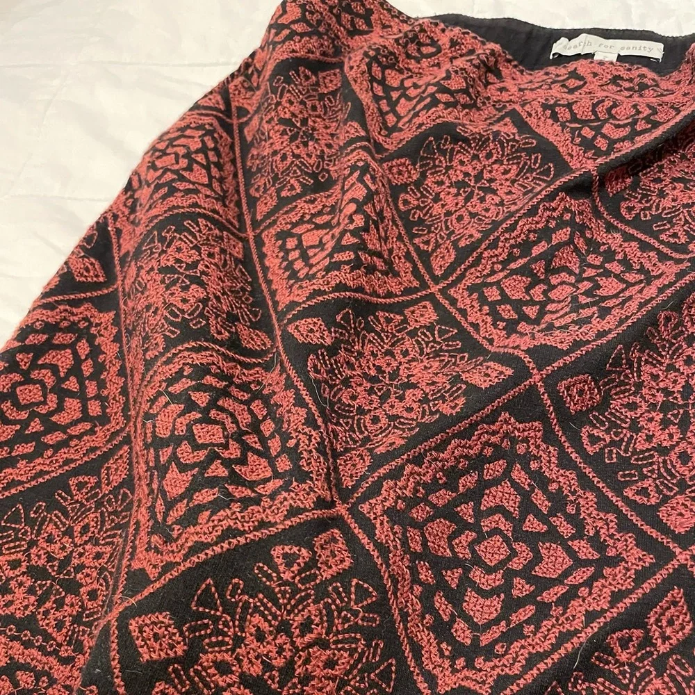 Search for Sanity mini skirt, perfect for Fall! - Picture 8 of 8